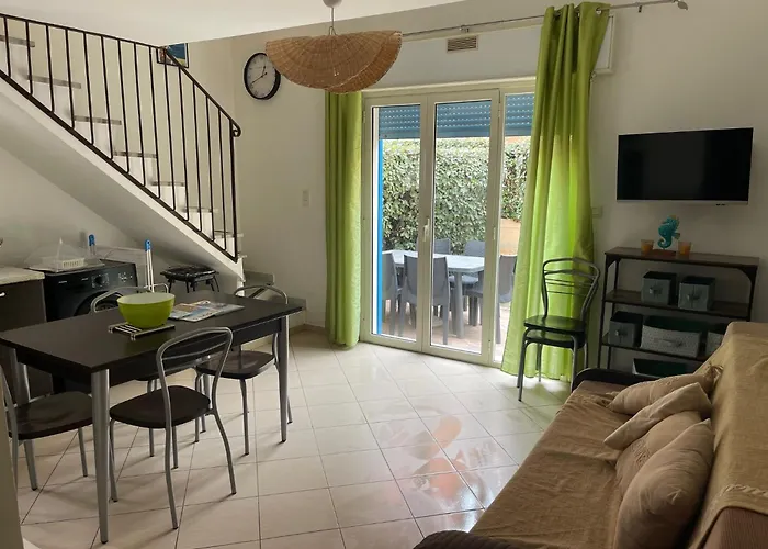 Corse Balagne Les Terrasses De Lozari Secteur Ile Rousse Apartment